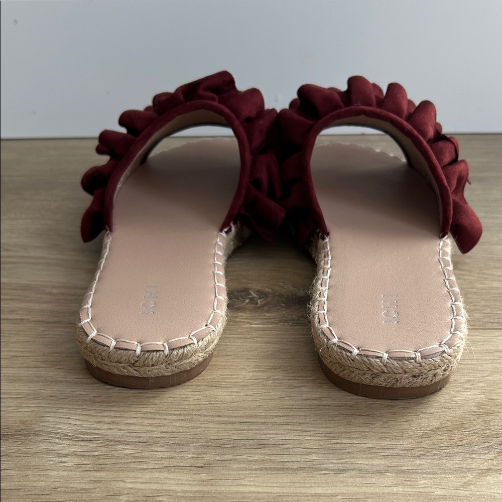 Ruffle Slides - Picture 5 of 7